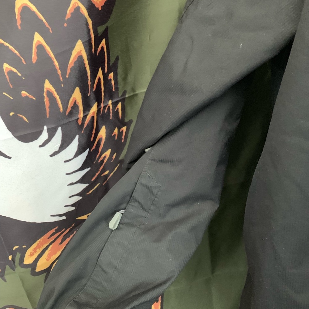 Black & Gray North Face Jacket (8.5/10 Condition)